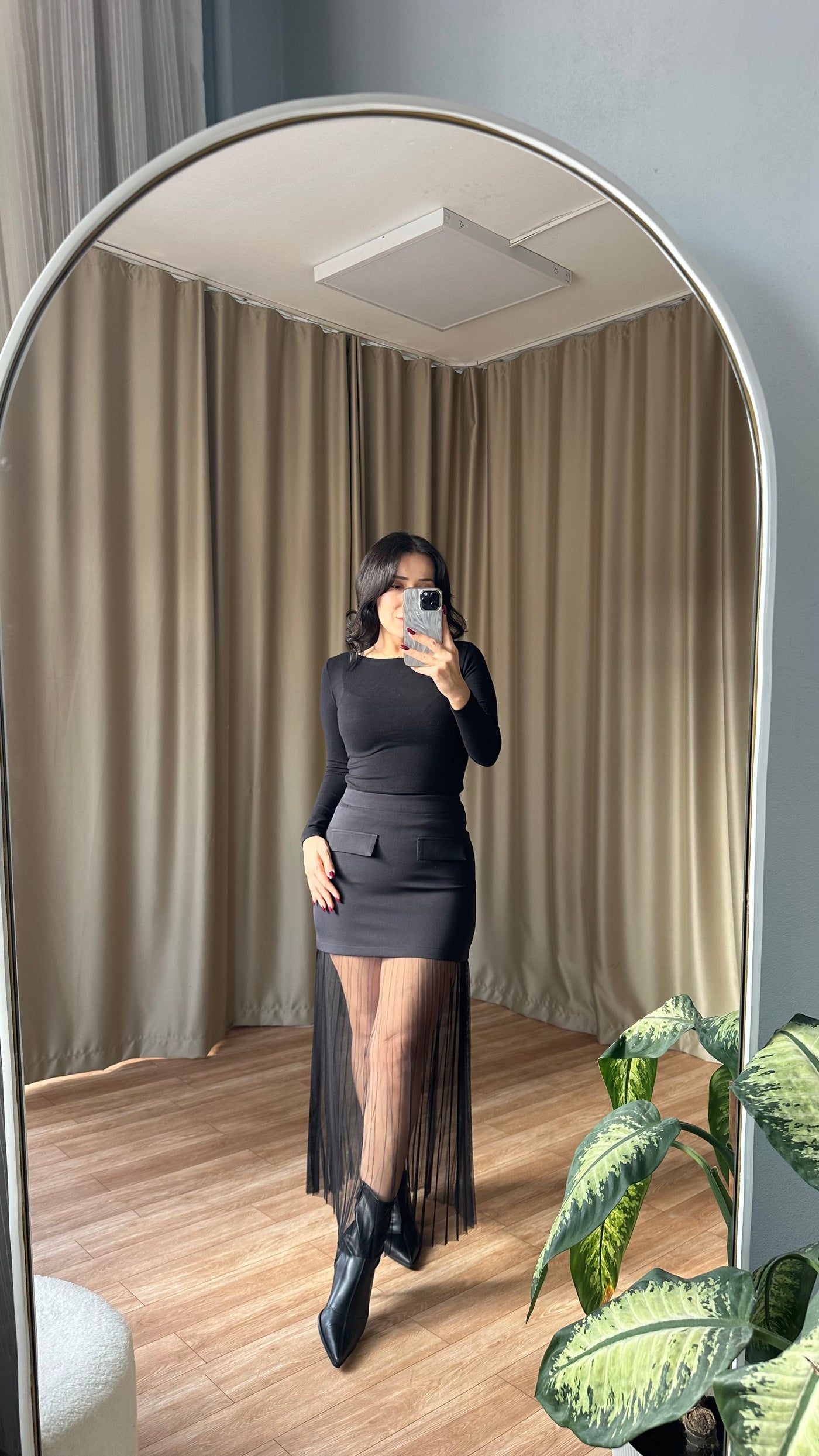 Siyah Tül pile detaylı etek