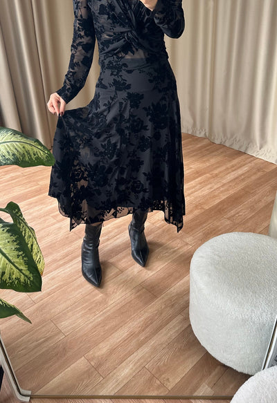 KADİFE BASKILI ASİMETRİK ETEK