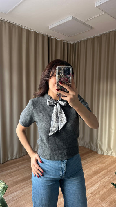 Fularlı triko kazak antrisit