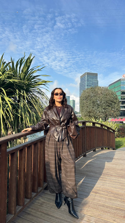 Acı kahve belden kuşaklı deri ceket