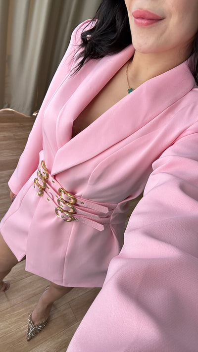 Kendinden kemer detaylı Ceket