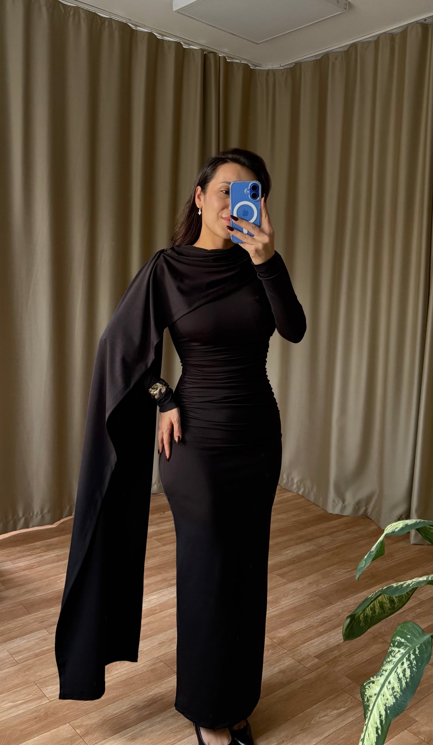 Şal detaylı elbise ( Siyah )