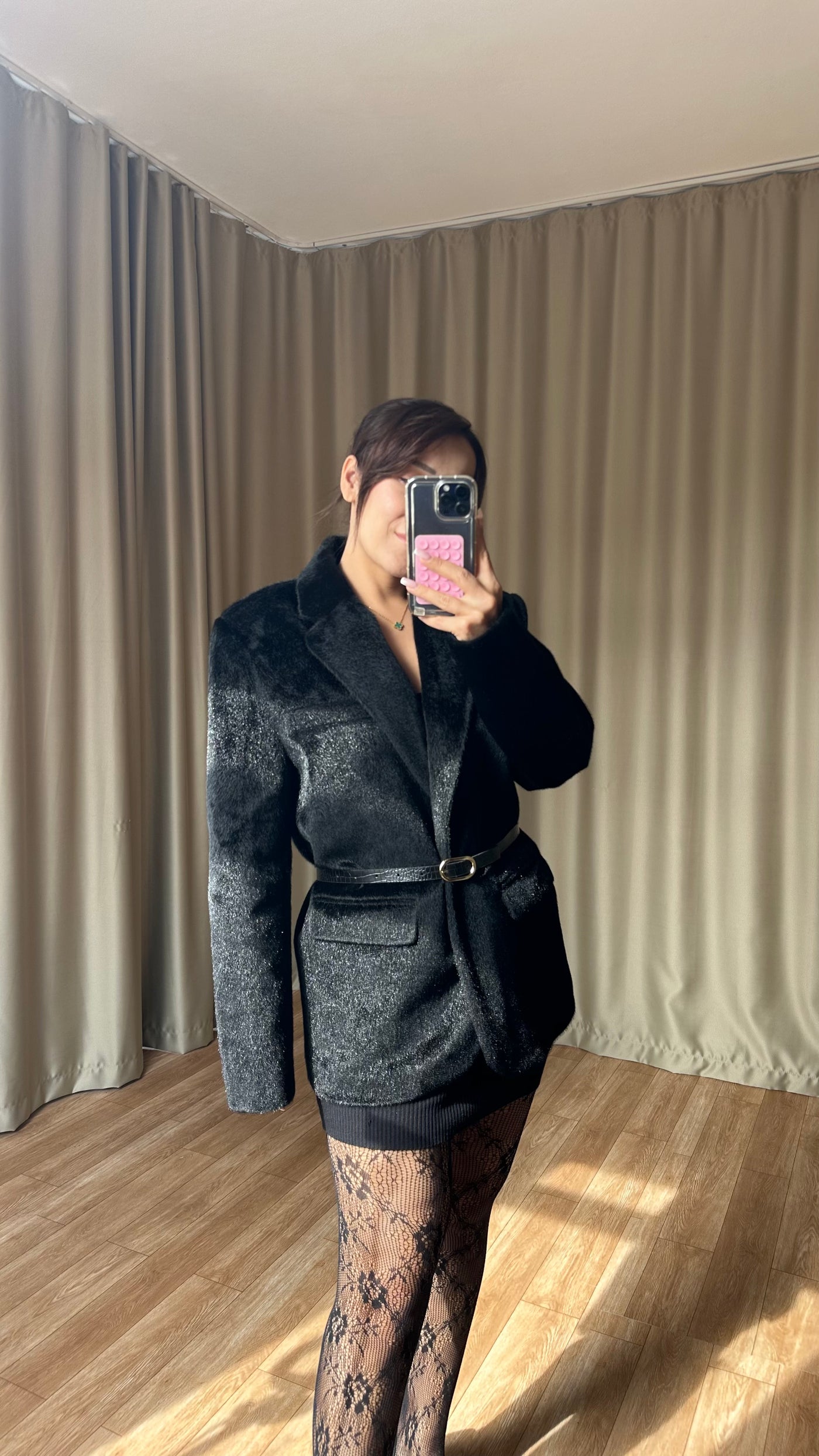Siyah Dokulu Kemerli blazer ceket