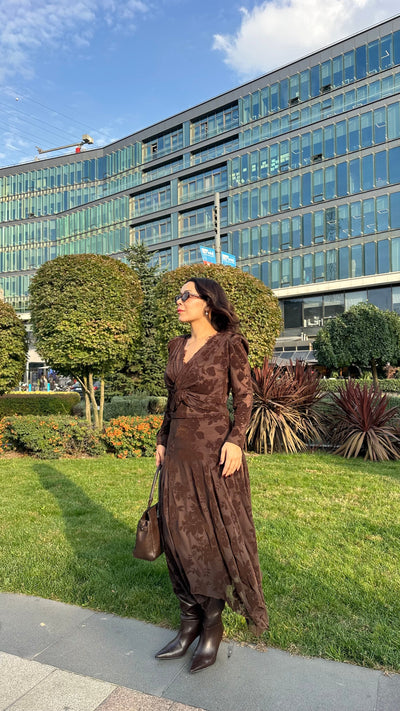 Dantel detaylı kadife baskılı kahve takım