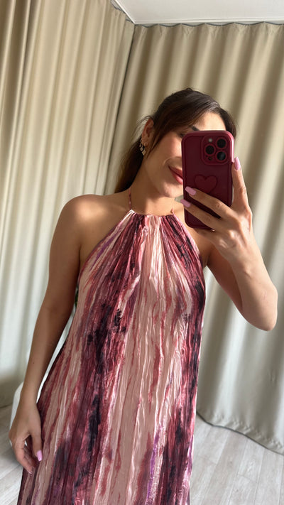 Halter yaka boyundan bağlamalı pembe saten elbise