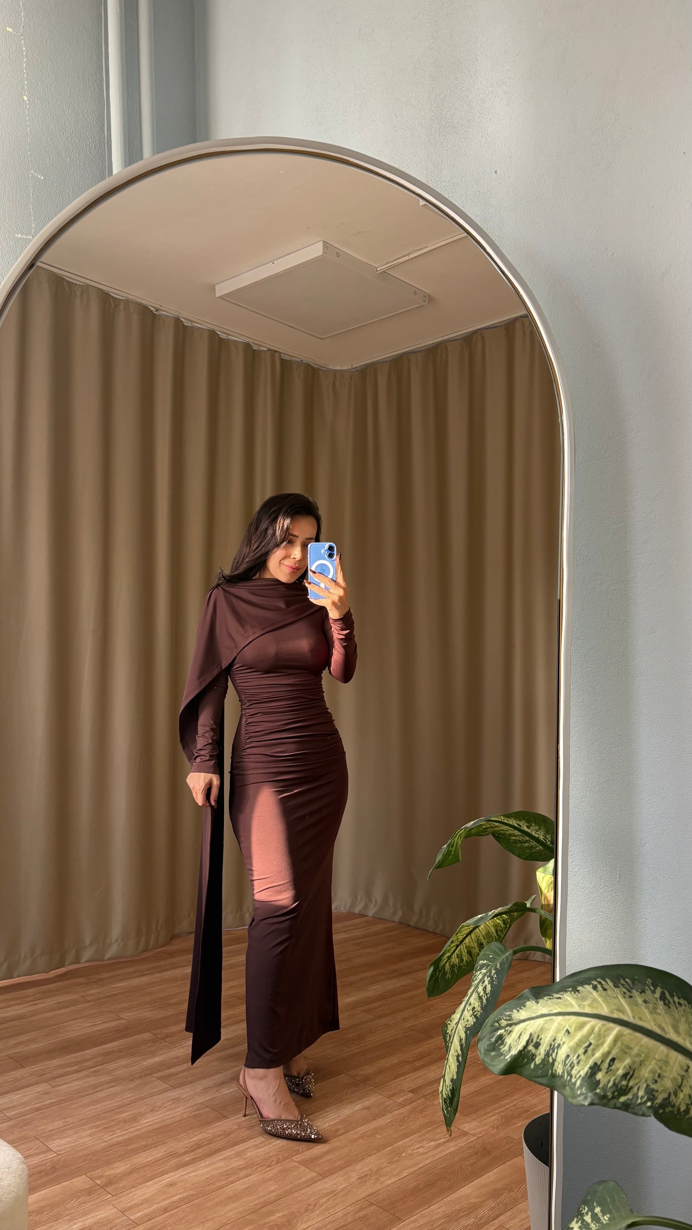 Şal detaylı elbise ( kahve )