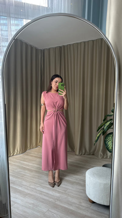 Pembe Gold toka detaylı yırtmaçlı elbise