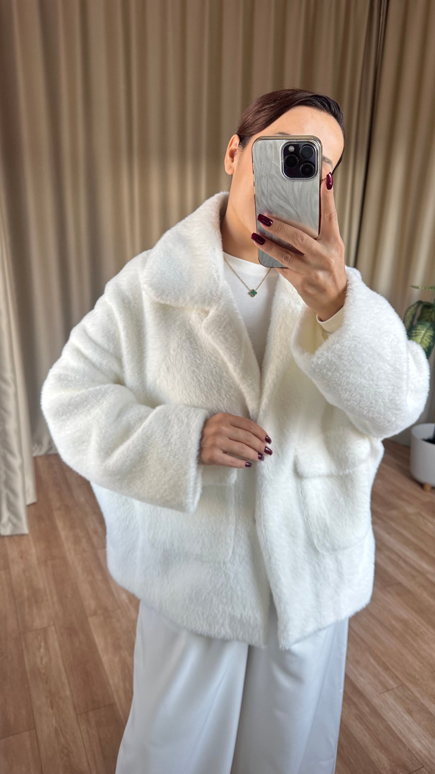 Ekru Peluş kürk