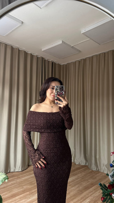 Madonna yaka kahve elbise