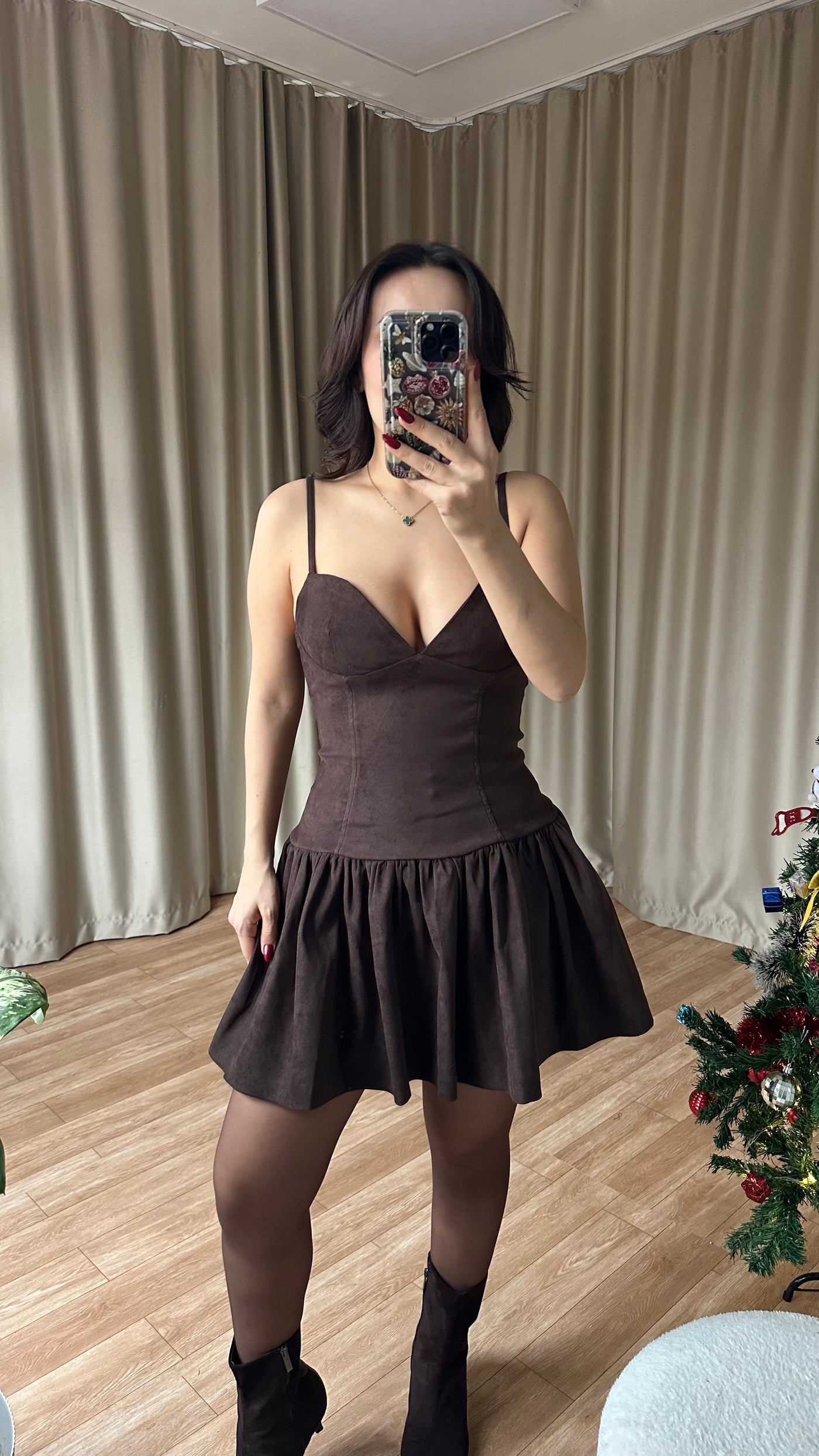 Pileli Süet kahve elbise