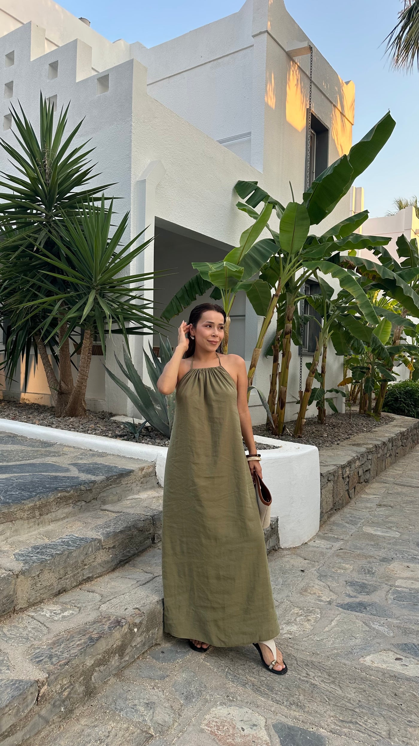 Boyundan bağlamalı tencel Modal kumaş haki elbise