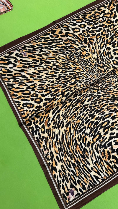 Leopar desen fular