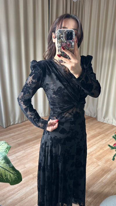 Dantel detaylı kadife baskılı siyah takım