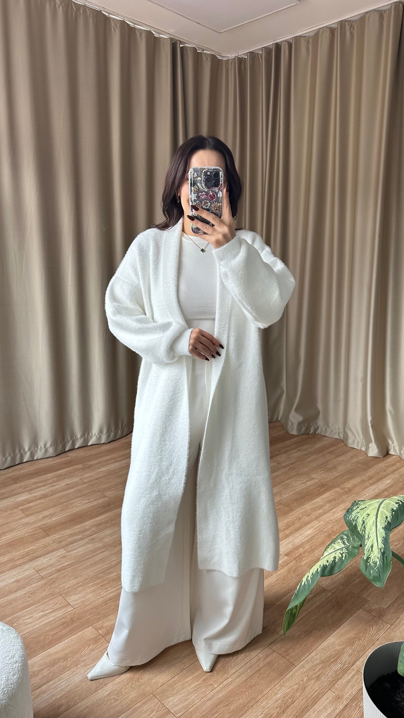 Beyaz SAKALLI YUMOŞ HIRKA