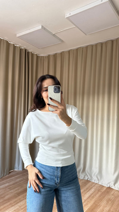 Beyaz düşük omuzlu oysho body