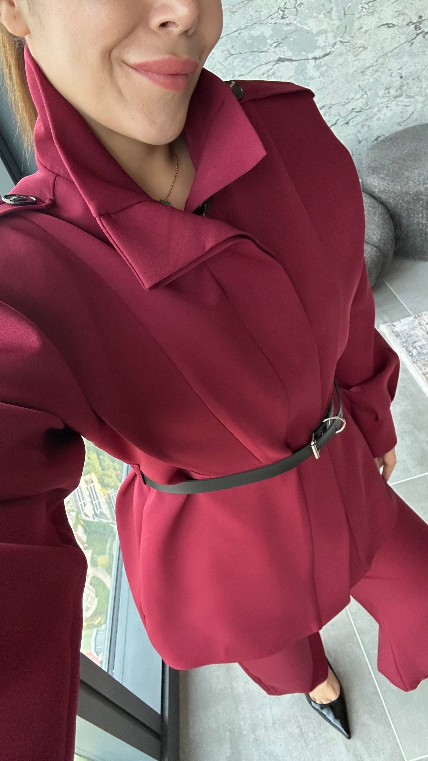 Bordo kemerli apoletli takım