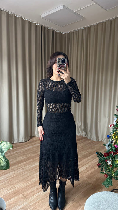 Dantel detaylı ikili takım ￼